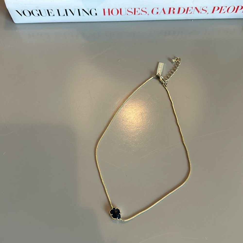 Kendra Scott black and gold dainty necklace